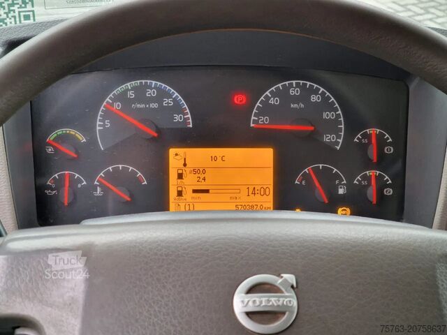 Autotransportieris Volvo FL 240 - 4x2 - Manual gearbox - Flatbed / Car t...