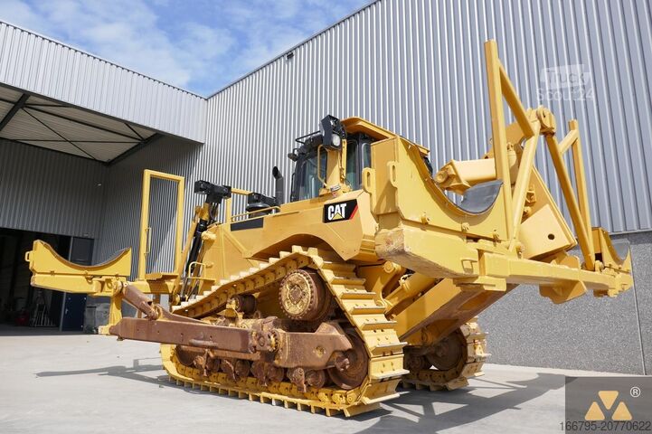 Boru katmanı Caterpillar D8T Pipe carrier