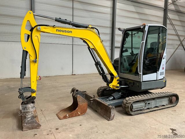 Mini-pelle Neuson EZ 36