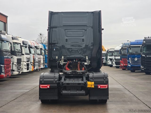 Стандартный седельный тягач MERCEDES-BENZ ACTROS 1848 * GIGA SPACE * MASSAGE * ACC * LEDER