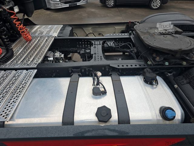 Стандартный седельный тягач MERCEDES-BENZ ACTROS 1848 * GIGA SPACE * MASSAGE * ACC * LEDER