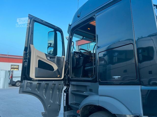 Стандартный седельный тягач MERCEDES-BENZ ACTROS 1842 * MOTORSCHADEN * VOLLLUFT * PARKCOOL