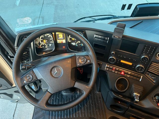 Стандартный седельный тягач MERCEDES-BENZ ACTROS 1842 * MOTORSCHADEN * VOLLLUFT * PARKCOOL