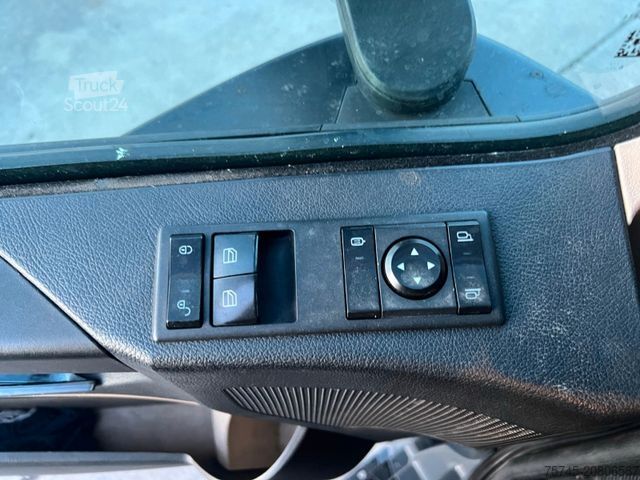 Стандартный седельный тягач MERCEDES-BENZ ACTROS 1842 * MOTORSCHADEN * VOLLLUFT * PARKCOOL