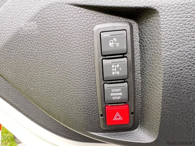 Стандартный седельный тягач MAN TGS 33.510 BB 6x4 FG/RS 3,30m/59 to./NA/AHK/Neu