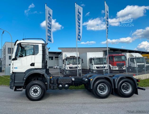 Стандартный седельный тягач MAN TGS 33.520 BL 6x4 FG/33 to/RS 3,60 m/PTO/AHK/Neu