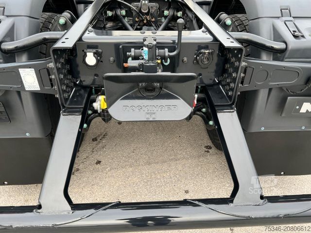 Стандартный седельный тягач MAN TGS 33.510 BB 6x4 FG/RS 3,30m/59 to./NA/AHK/Neu