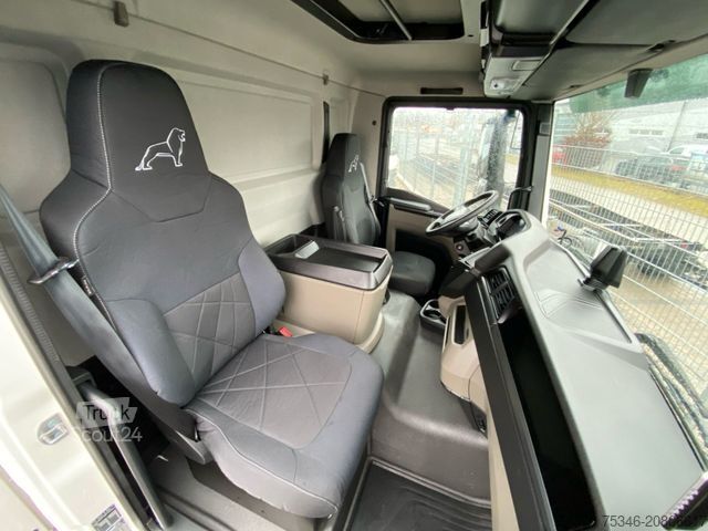 Camion plateau avec bâche MAN TGM18.290/LL/Pritsche7,25m/2xSchiebeplane/LBW2To