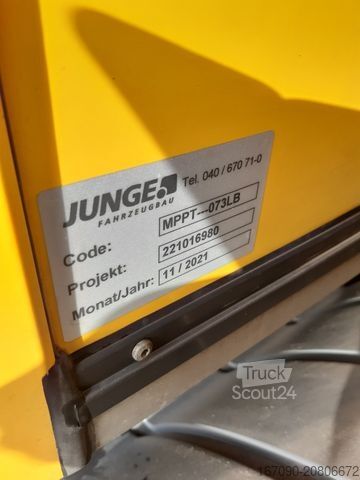 Transporter mit Koffer MERCEDES-BENZ Atego 823L Euro6D Standheizung LBW AHK