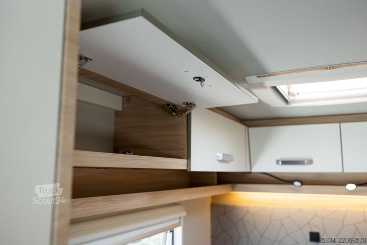Caravan/camper 2021 Fiat Ducato Weinsberg Carasuite Voll ausgestattet | Schlafplätze für 5