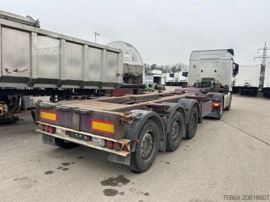 Náves s výmennou nadstavbou  M&V CHASSIS LIFTACHSE MITTE-HECKAUSSCHUB