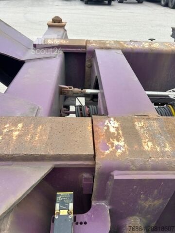 Náves s výmennou nadstavbou M&V CHASSIS LIFTACHSE MITTE-HECKAUSSCHUB