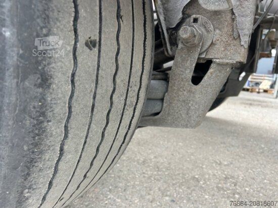 Náves s výmennou nadstavbou  M&V CHASSIS LIFTACHSE MITTE-HECKAUSSCHUB