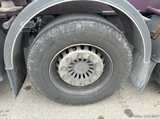 Náves s výmennou nadstavbou  M&V CHASSIS LIFTACHSE MITTE-HECKAUSSCHUB