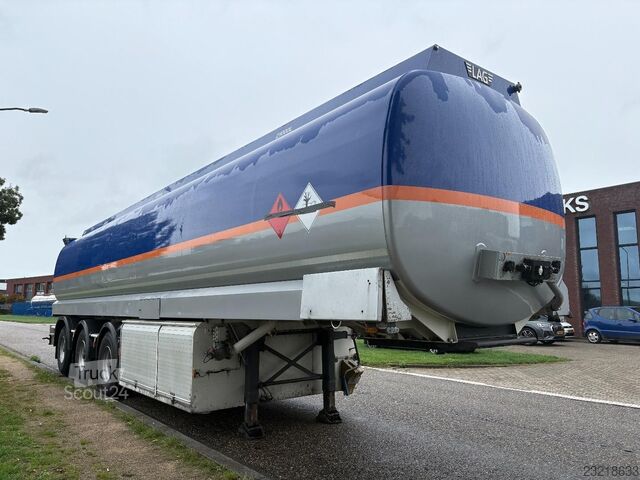 LAG O-3-43 PT Polttoainesäiliö / ADR / 3 osastoa / 48 500 l / NL-perävaunu / Ohjaus LT4718 LAG O-3-43 PT Fuel Tank /  ADR / 3 Compartments / 4...