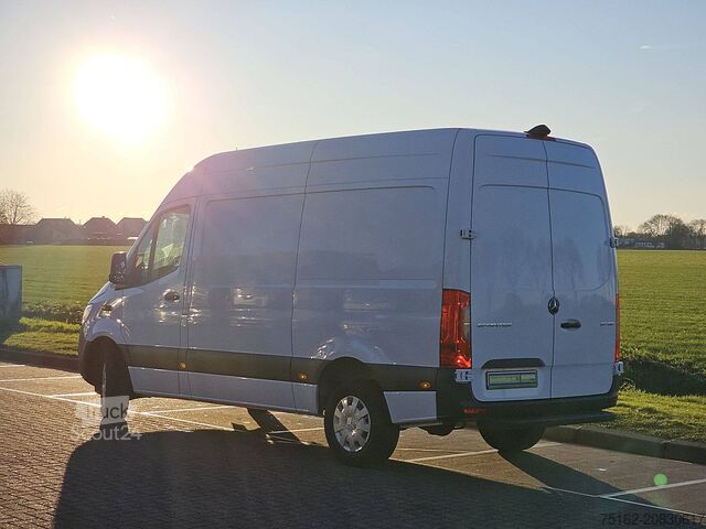 Karavan z visoko streho MERCEDES-BENZ SPRINTER 317 L2H2 Mbux RWD!