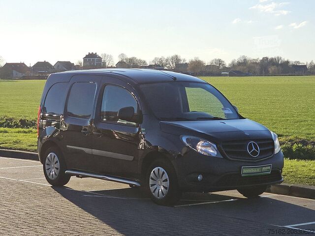Bakwagen MERCEDES-BENZ CITAN 108 CDI