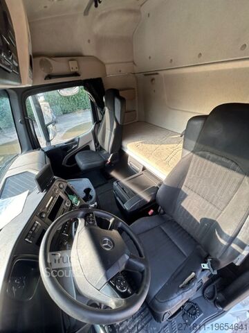 Camion benne à bras amovible  MERCEDES ACTROS 25.51 SCARRABILE