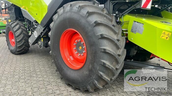 Mähdrescher Claas LEXION 6700