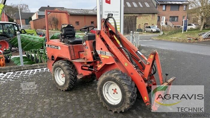 Teleskopski nakladalnik Schäffer 326