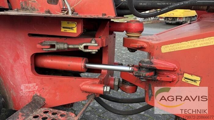 Teleskopski nakladalnik Schäffer 326