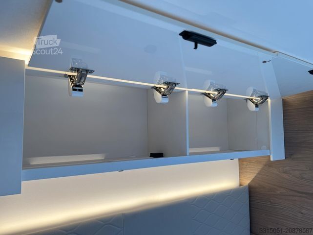 Półzintegrowany kamper CORIGON T Advanced 750 LQ Queensbett+Solar+Marki+Etrusco