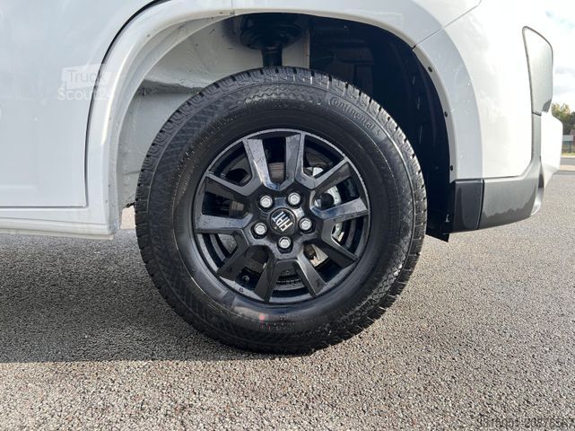 Półzintegrowany kamper CORIGON T Advanced 750 LQ Queensbett+Solar+Marki+Etrusco