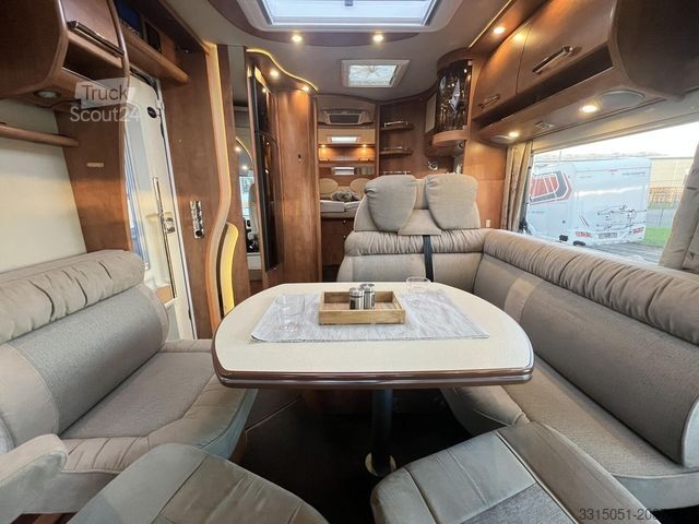 Integrirani avtodom CARTHAGO chic c-line I 5.0 Hubstützen+Klima+Markise+AHK