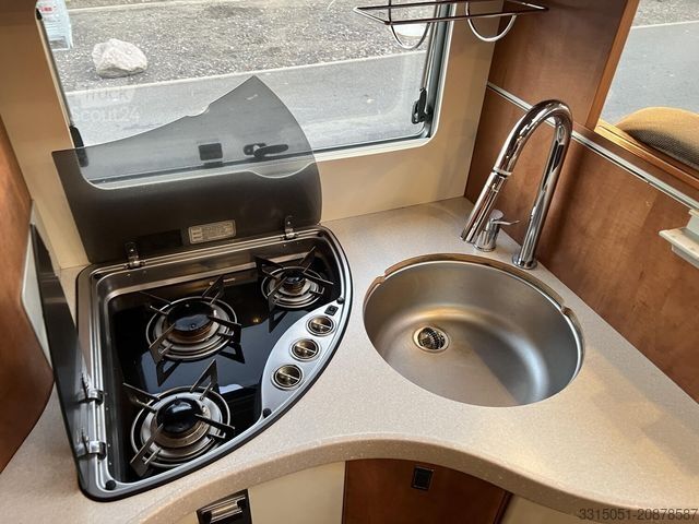 Integrirani avtodom CARTHAGO chic c-line I 5.0 Hubstützen+Klima+Markise+AHK