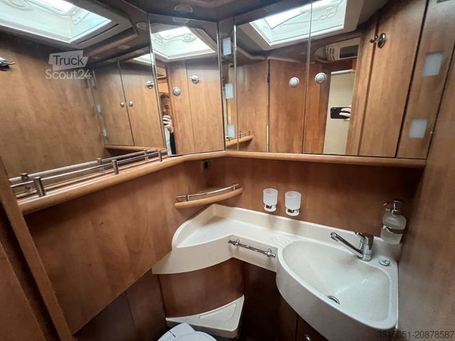 Integrirani avtodom CARTHAGO chic c-line I 5.0 Hubstützen+Klima+Markise+AHK