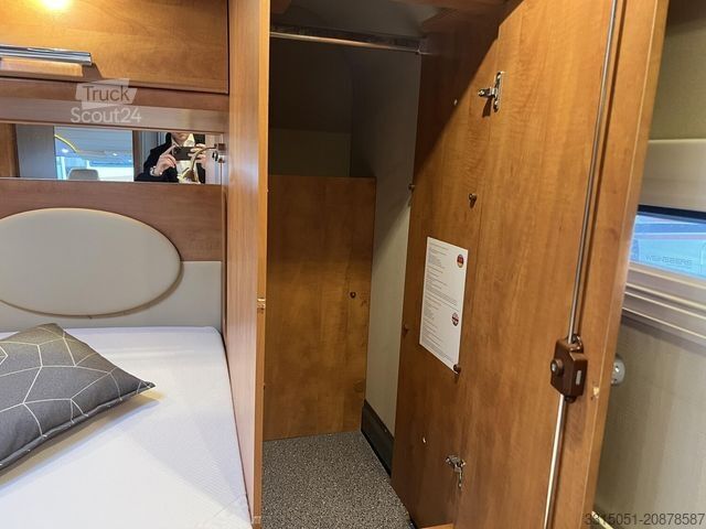 Integrirani avtodom CARTHAGO chic c-line I 5.0 Hubstützen+Klima+Markise+AHK