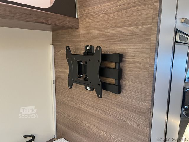 Polintegriran avtodom KNAUS Live Wave 700 MEG Solar+Markise+Thitronik+Wechse