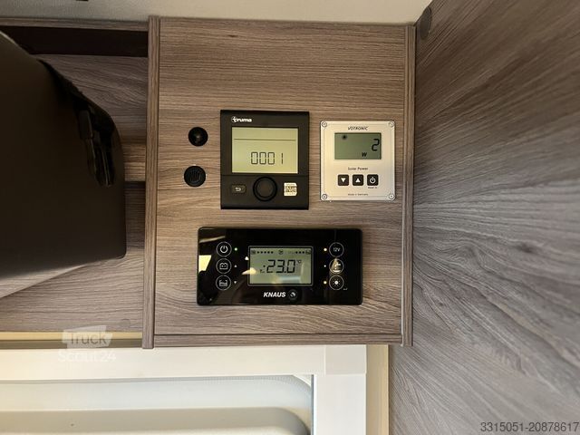 Polintegriran avtodom KNAUS Live Wave 700 MEG Solar+Markise+Thitronik+Wechse