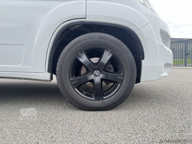 Polintegriran avtodom KNAUS Live Wave 700 MEG Solar+Markise+Thitronik+Wechse