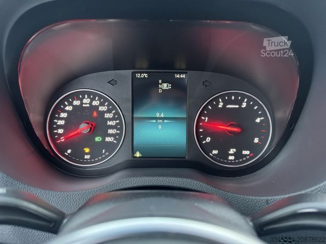 Kamper CLEVER Aventuro 600 SOFORT+Solar+Lithium+Wechselr