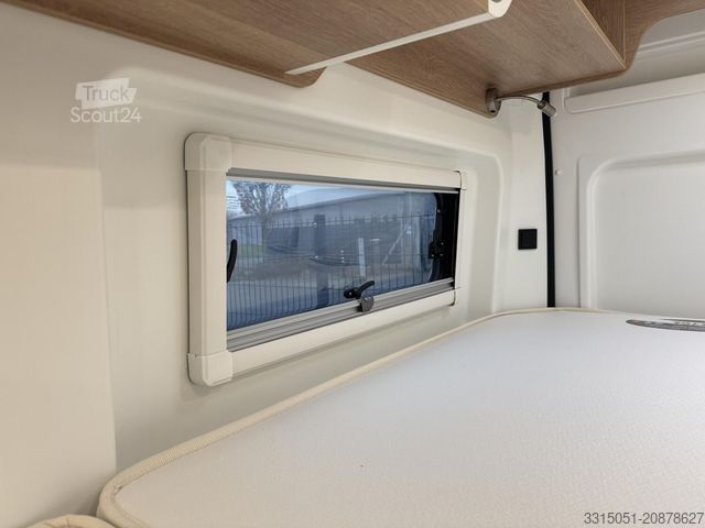 Camper van MOOVEO Van 60 EB Solar+Sat TV+AHK+Leder+Markise