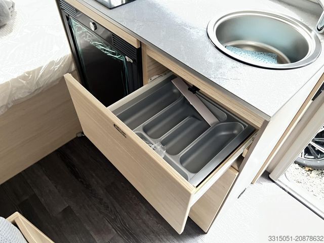 Kemperis WEINSBERG CaraCito 390 QD 1350kg+Dusche+Steckdosen-Paket