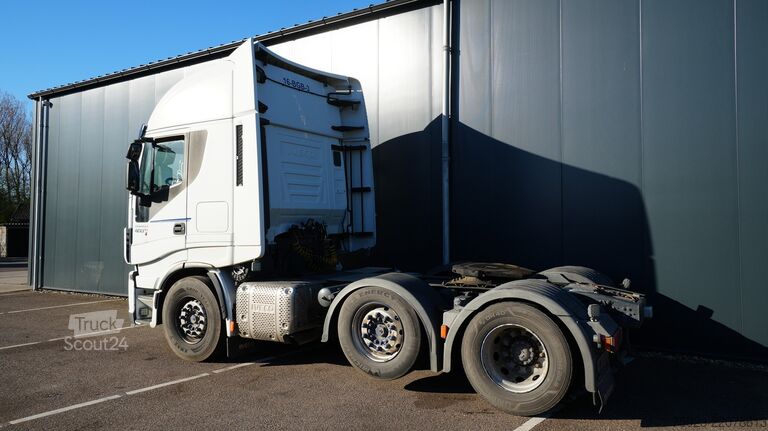 Standaard-SZM Iveco Stralis 460 6x2 584.000km