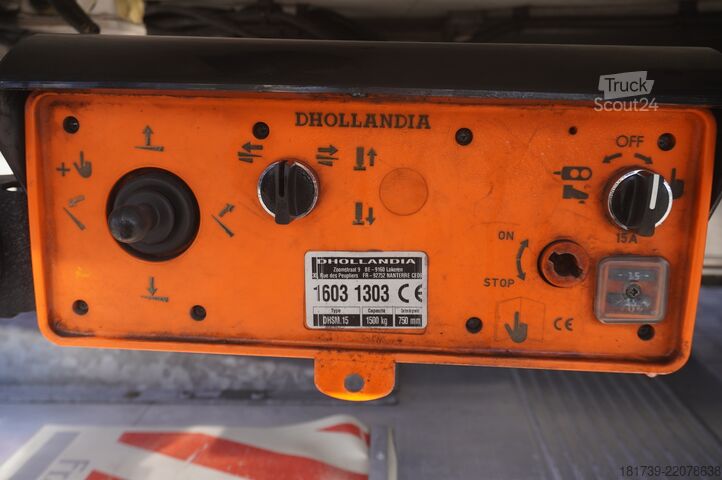 Kühlwagen Renault D12 / Lamberet refrigerated truck / lift