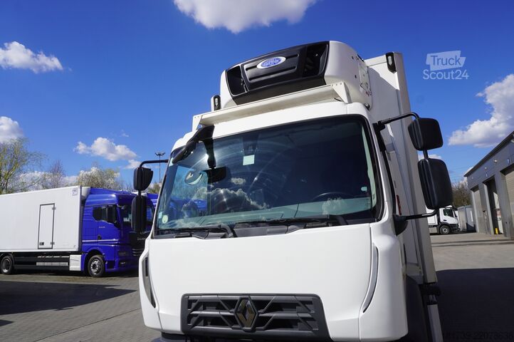 Kühlwagen Renault D12 / Lamberet refrigerated truck / lift