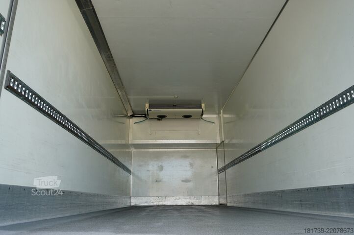 Kylmäkuljetusauto Mercedes-Benz Actros 2546 / Lecapitaine refrigerator
