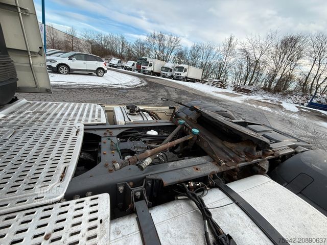 Standardowy ciągnik siodłowy DAF XF 460 SSC RETARDER STANDKLIMA LED