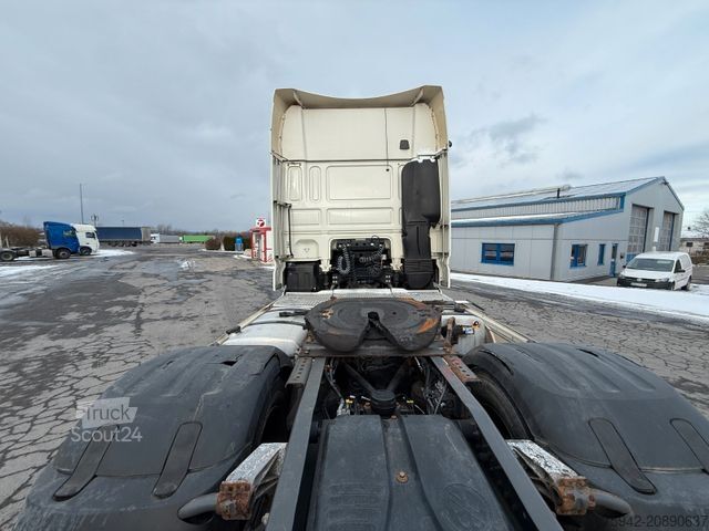 Standardowy ciągnik siodłowy DAF XF 460 SSC RETARDER STANDKLIMA LED