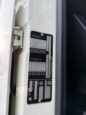 Standardowy ciągnik siodłowy DAF XF 460 SSC RETARDER STANDKLIMA LED