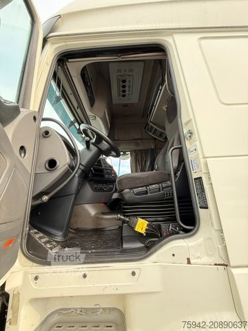 Standardowy ciągnik siodłowy DAF XF 460 SSC RETARDER STANDKLIMA LED