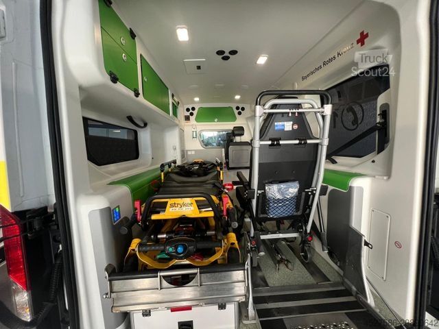 Camião de bombeiros FORD Transit 2.0L *RTW*KTW*KRANKENWAG*LIEGE+HL