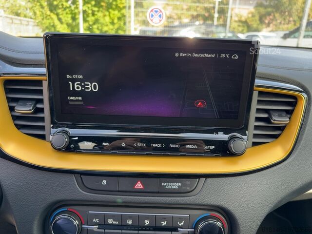 Minibús KIA XCEED 1.5T XDITION LED+Navi+Kamera+Keyless