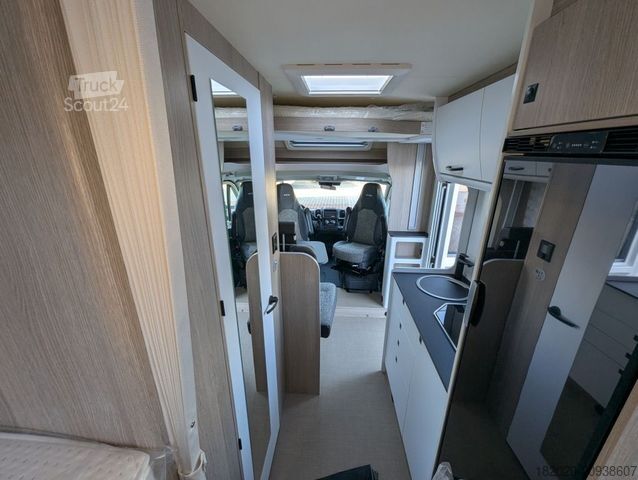 Teilintegriertes Wohnmobil BÜRSTNER Lyseo Time Skyline 690 G UVP 97.690 ¤