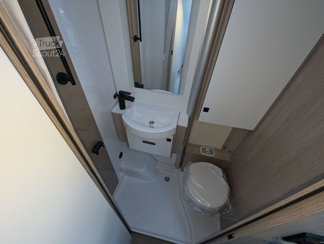 Teilintegriertes Wohnmobil BÜRSTNER Lyseo Time Skyline 690 G UVP 97.690 ¤