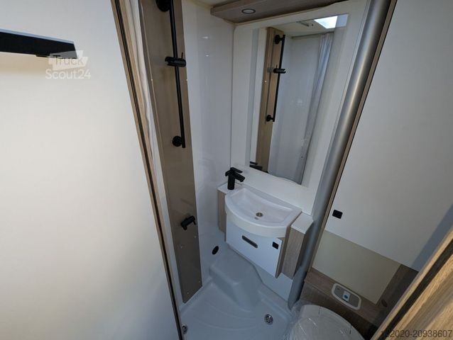 Teilintegriertes Wohnmobil BÜRSTNER Lyseo Time Skyline 690 G UVP 97.690 ¤